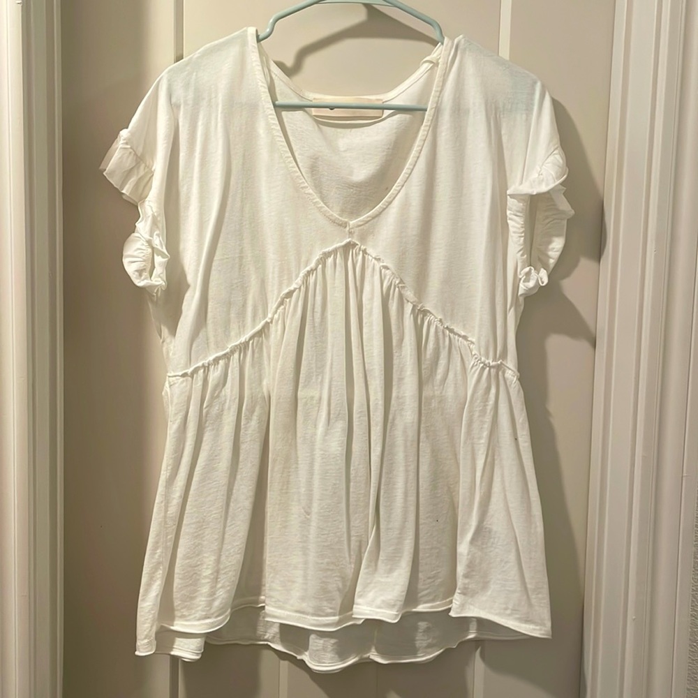 Impeccable Pig White Flowy Blouse